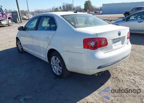 2007 Volkswagen Jetta 2.5 из США, поврежденный, VIN 3VWSF71K67M033668